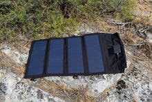 Last inn bildet i Galleri-visningsprogrammet, Overland Solar Ascent 40 Watt Solar Charger
